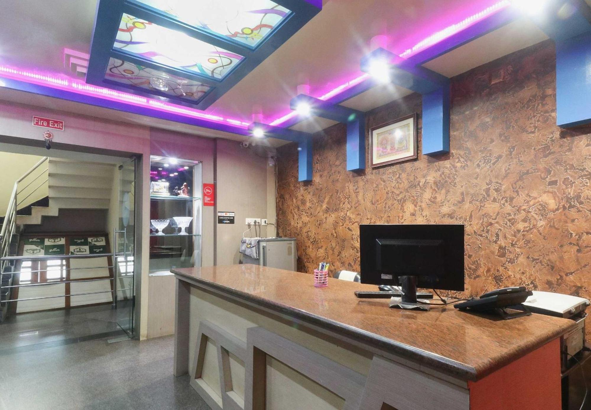 Hotel O Nirmala Residency بوهفانيشفار المظهر الخارجي الصورة